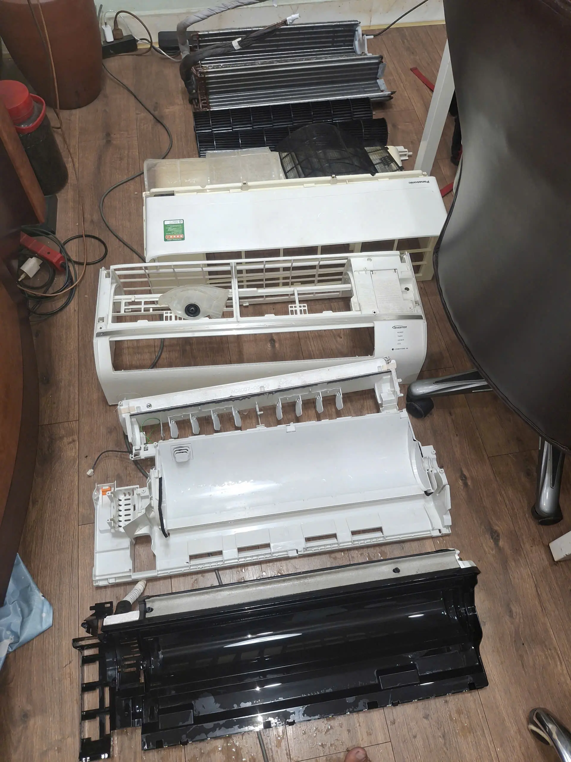 vệ sinh máy lạnh chuyên sâu
