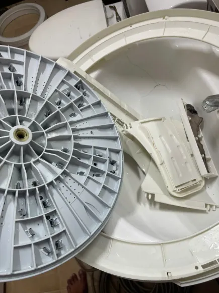 Bao Lâu Nên Vệ Sinh Máy Lạnh Toshiba? 